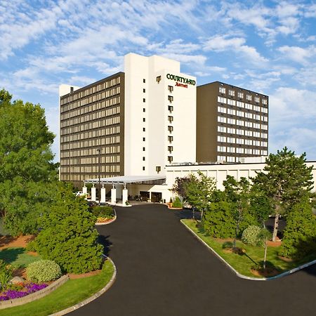 Hotel Courtyard By Marriott Boston Logan Airport Exterior foto