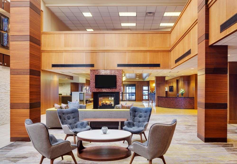 Hotel Courtyard By Marriott Boston Logan Airport Exterior foto