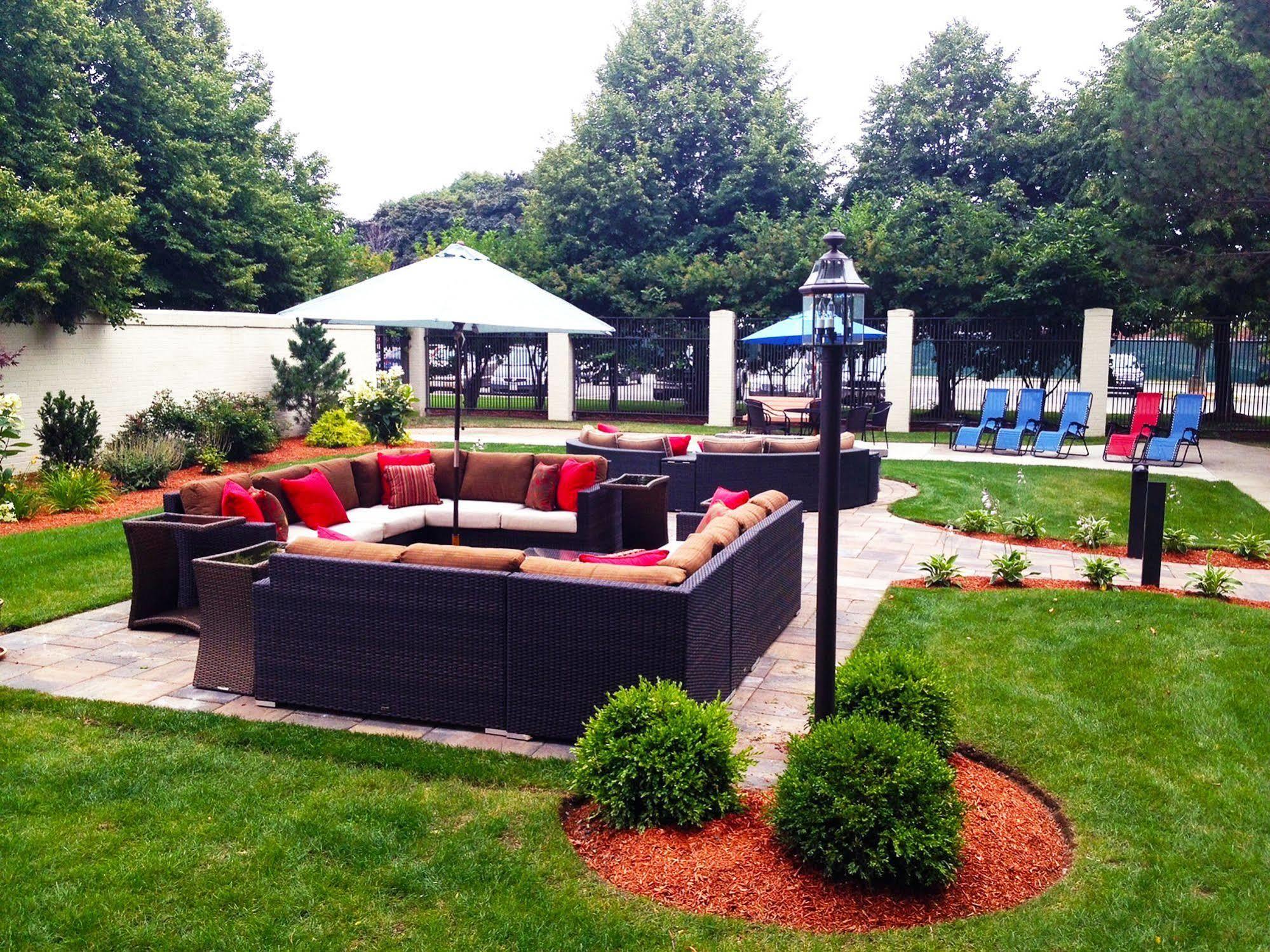 Hotel Courtyard By Marriott Boston Logan Airport Exterior foto