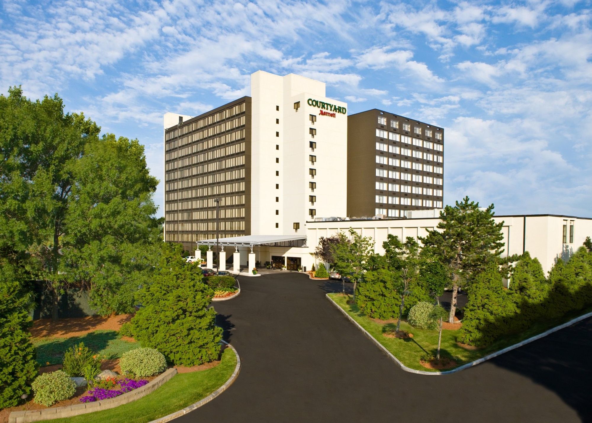 Hotel Courtyard By Marriott Boston Logan Airport Exterior foto